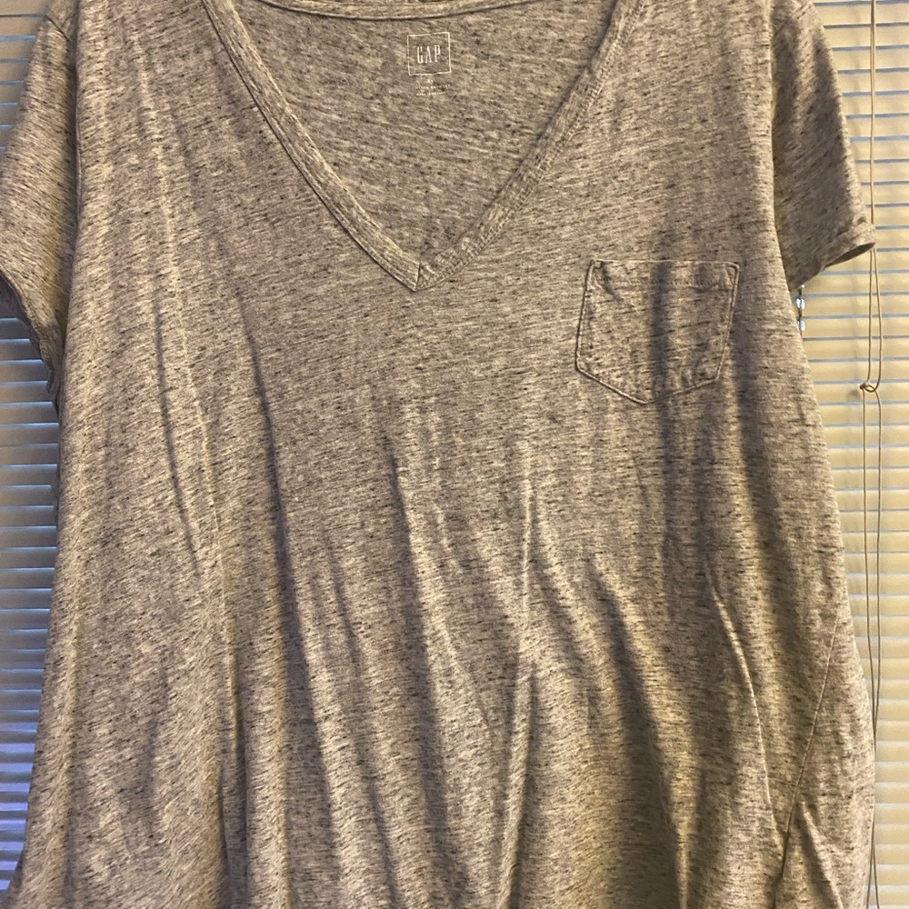 Women’s XL gray tee shirt